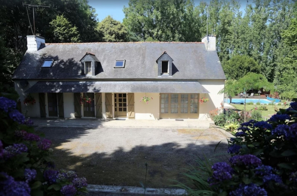 Detached Stone House with Swimming Pool - Saint-Gonnery, Near Pontivy, Brittany